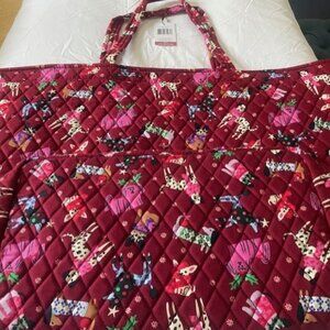 NWT $75 Vera Bradley Essential Grand Tote Bag Purse HOLIDAY HOUNDS